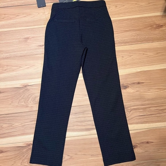 LYSSE Patterned Wisteria Ankle Pant - Navy Criss-Cross - Size Small - Picture 6 of 14